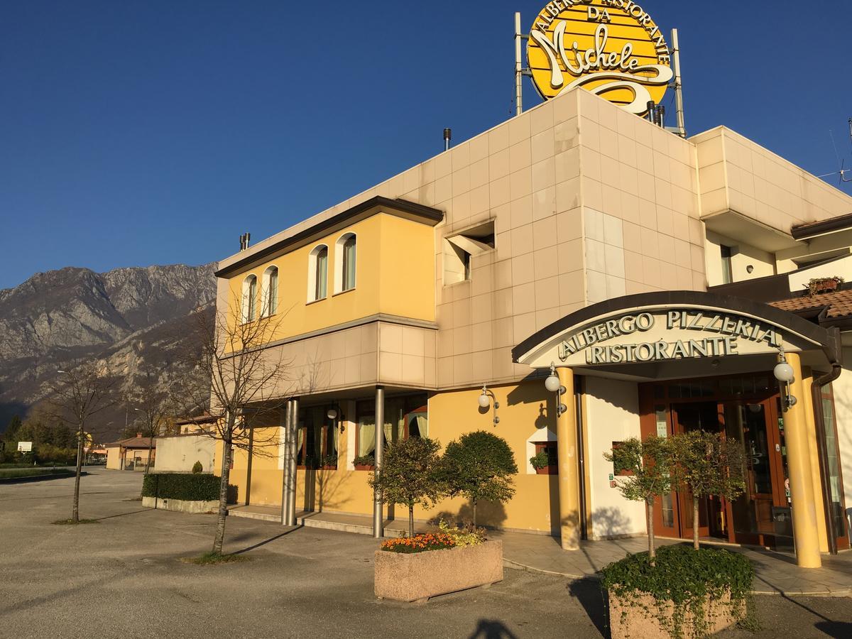 Albergo Ristorante Pizzeria Da Michele Venzone Buitenkant foto